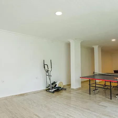 7 Bedroom - 3136 Villa *