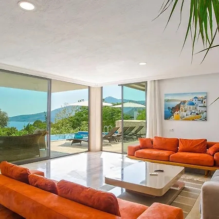 Villa 7 Bedroom - 3136 *
