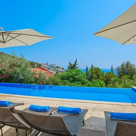 Villa 7 Bedroom - 3136 *